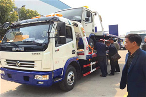 西集汽车道路救援拖车价格